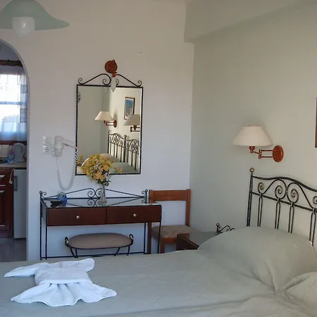 Sunset And For Adults Over 21 Only Apartamento Naousa