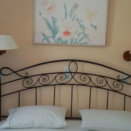 Sunset And For Adults Over 21 Only Apartment Naousa (Paros)
