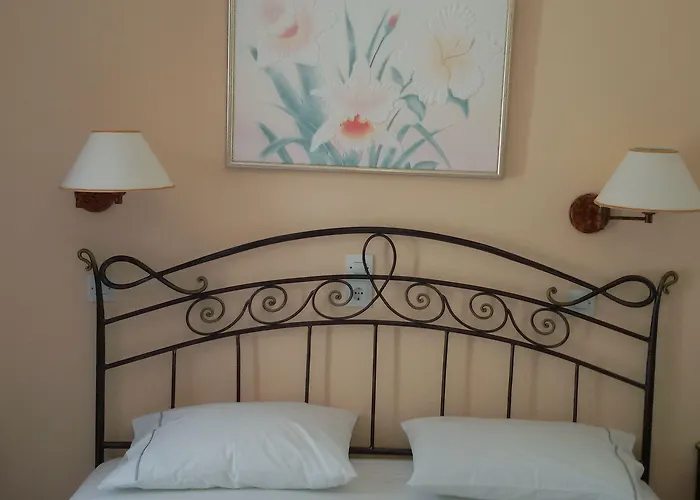 Sunset And For Adults Over 21 Only Daire