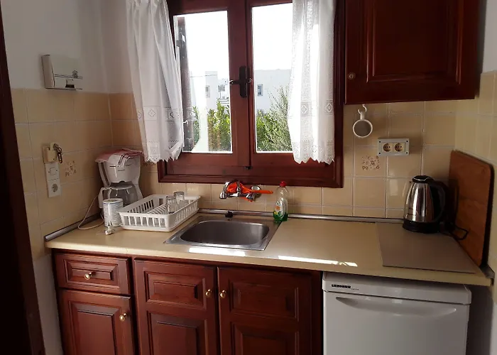 Daire Sunset And For Adults Over 21 Only *